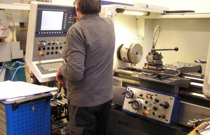 Weiler Zyklea Drehmaschine